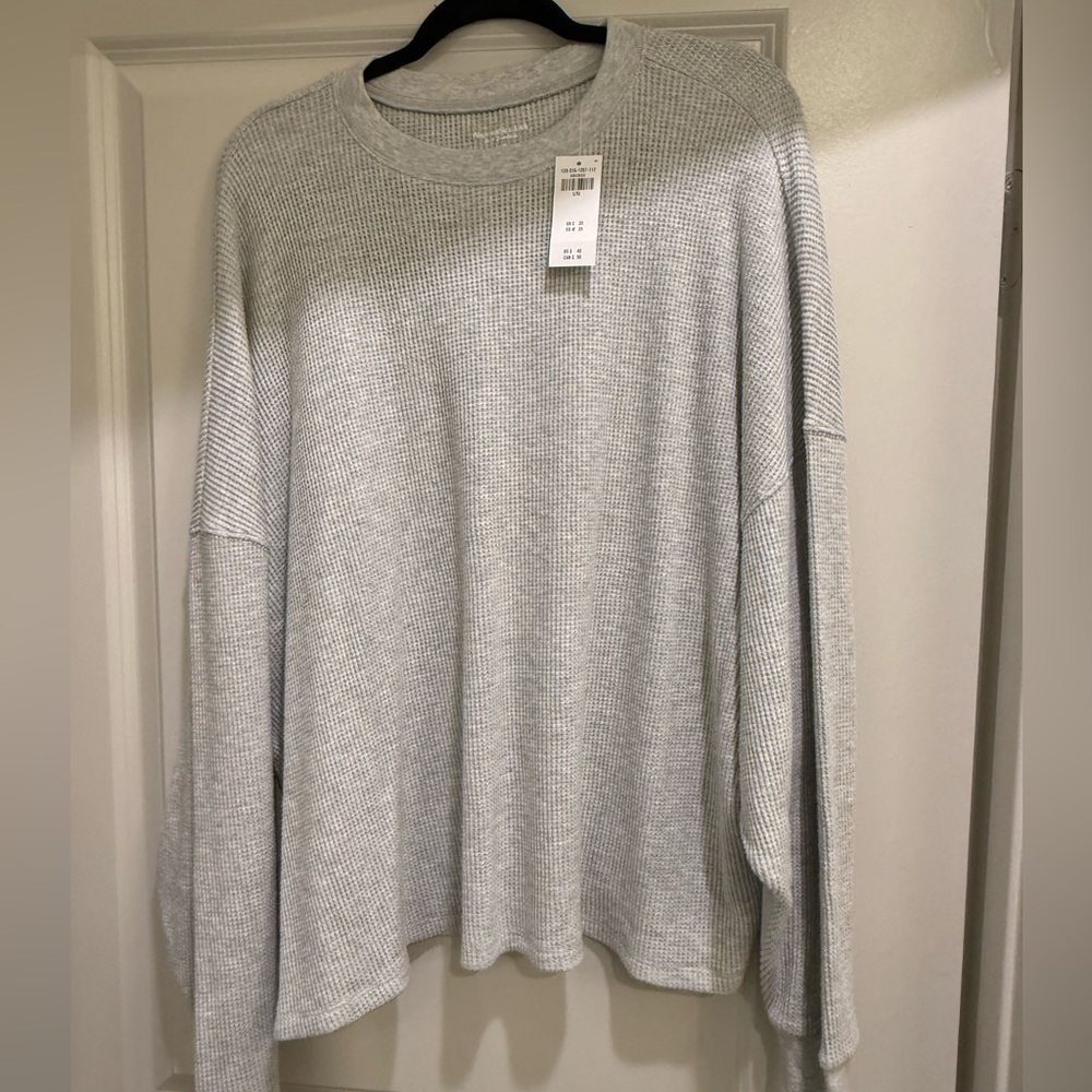Abercrombie Grey Waffle along Sleeve Tee - L/XL